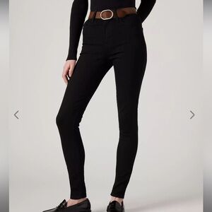 Women’s Levi 720 High Rise Super Skinny Black Jeans